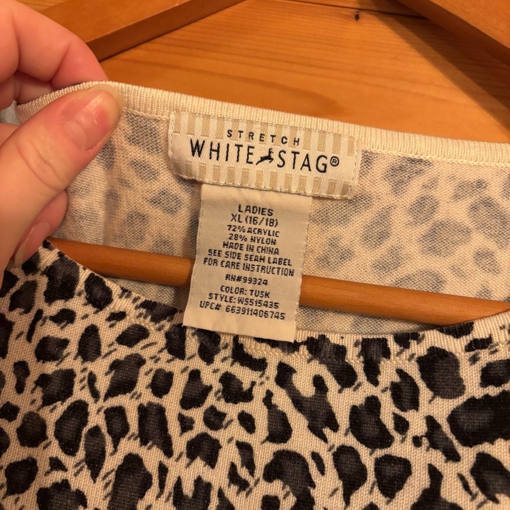 Women’s White Stag Animal Print Top Size XL, Leopard / Cheetah Print - Picture 4 of 5